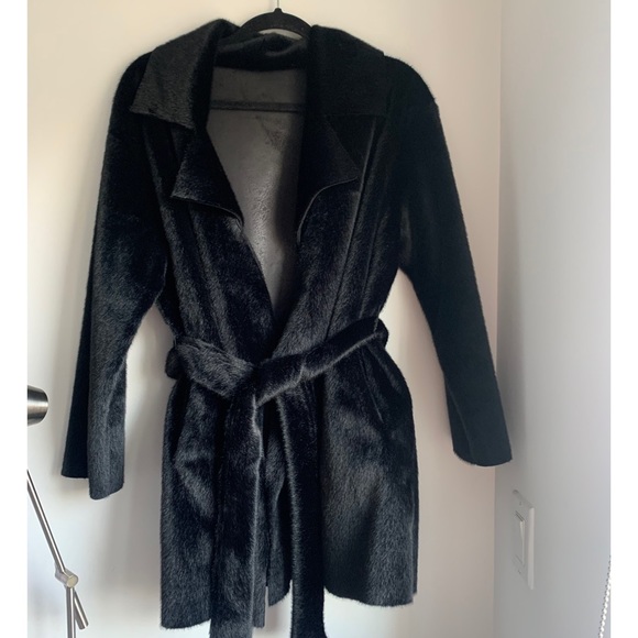 NWT Apparis Marine Faux Fur Reversible Wrap Jacket Black - Picture 9 of 10